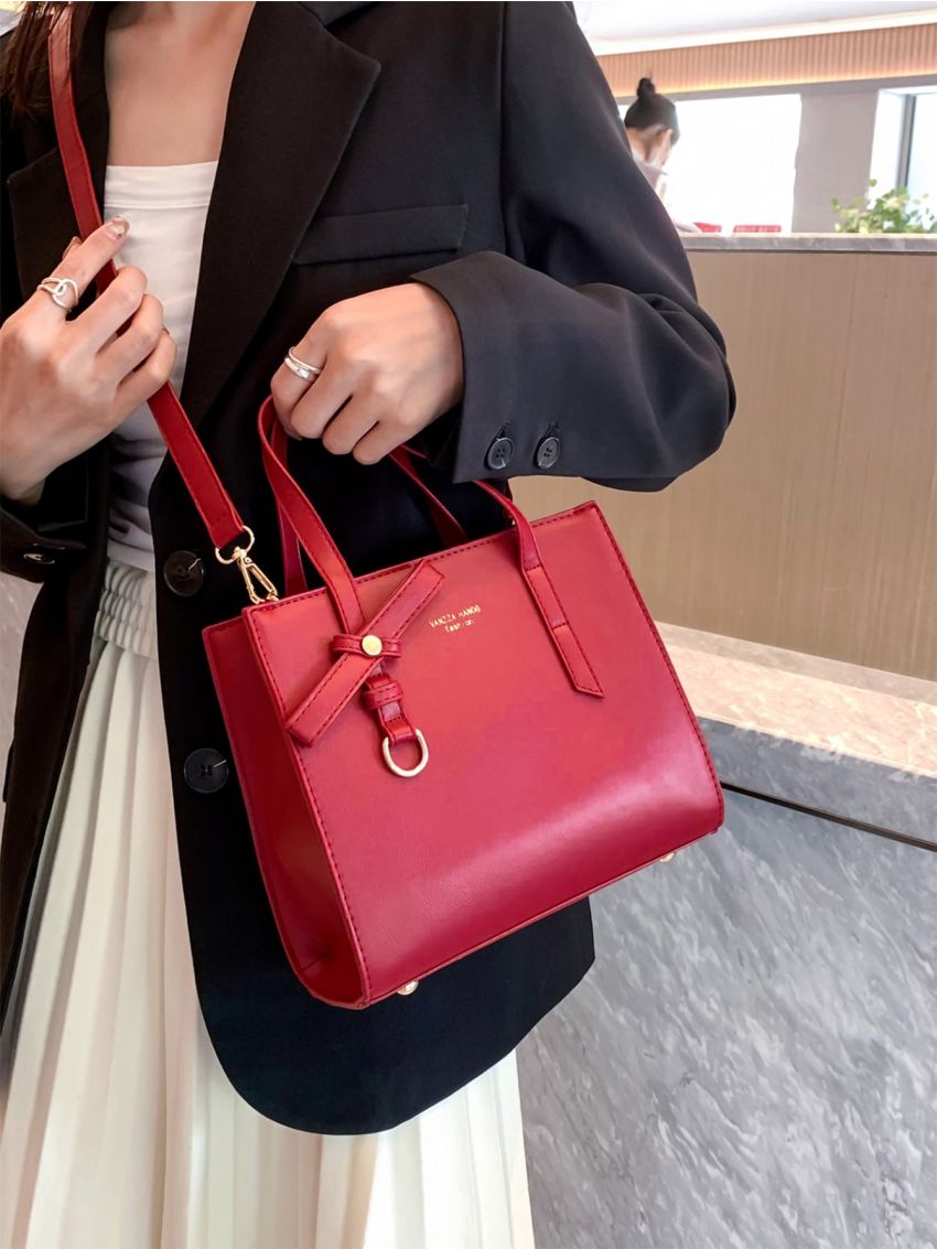 Letter Graphic Bow Decor Square Bag