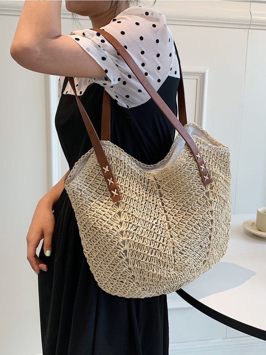 Minimalist Straw Bag
