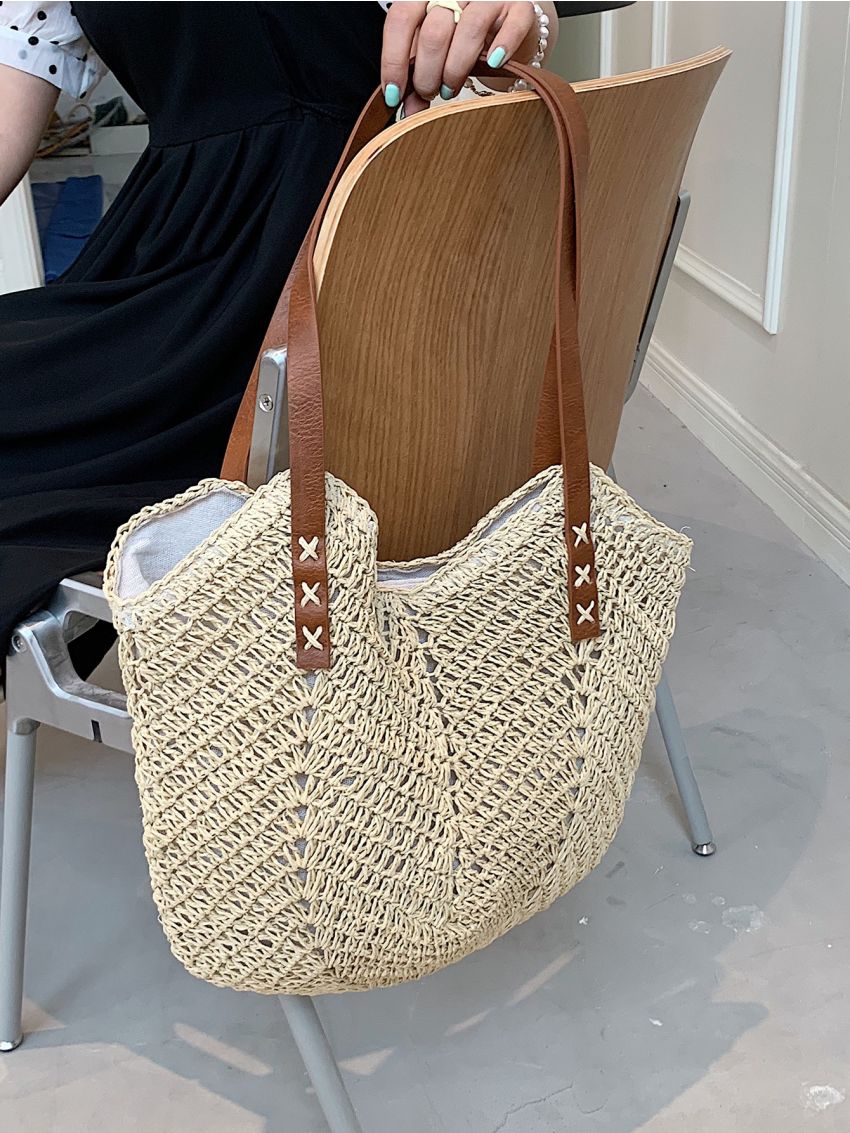 Minimalist Straw Bag