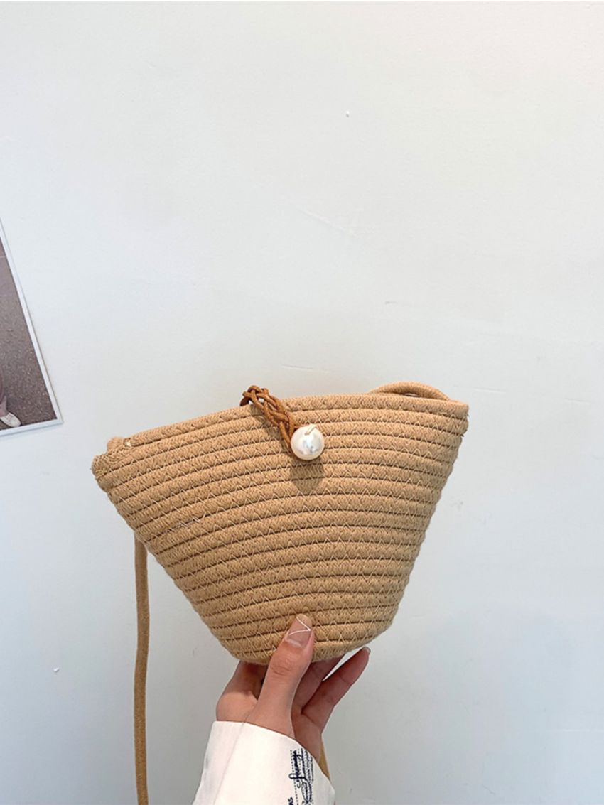 Minimalist Straw Bag