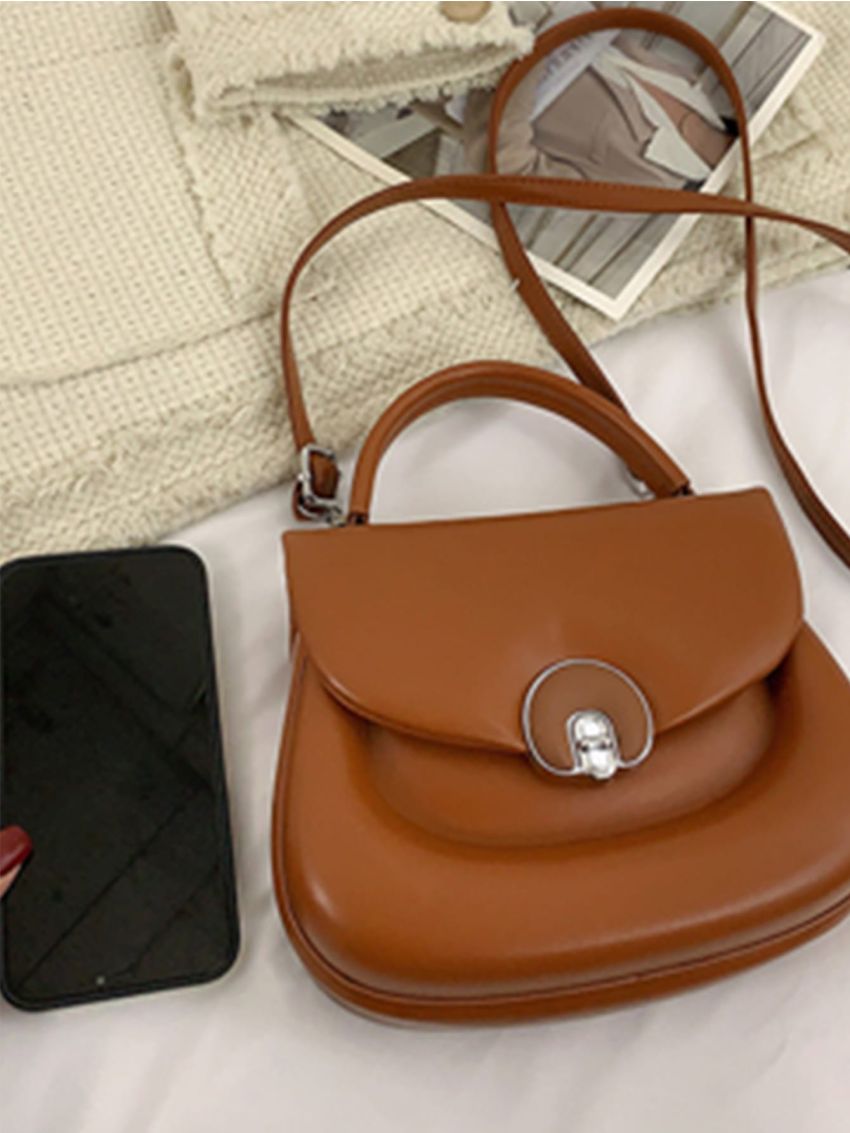 Minimalist Flap Saddle Bag