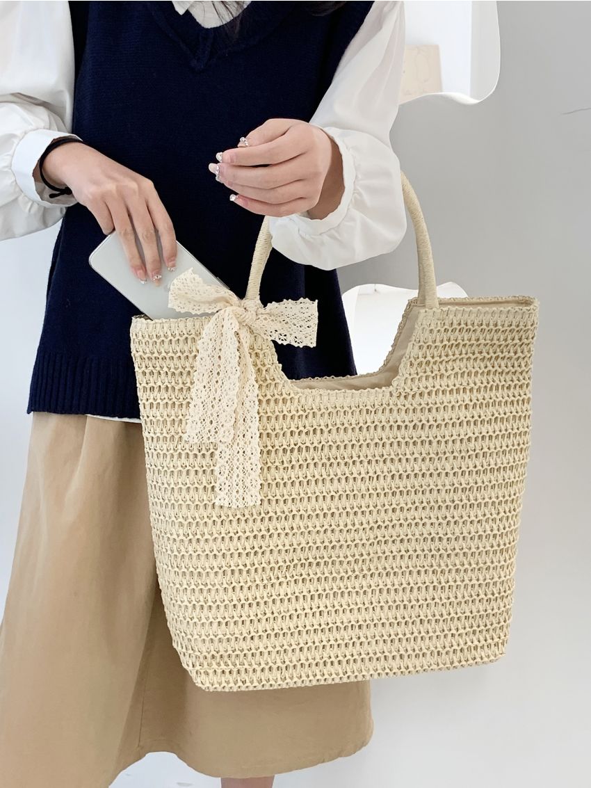 Minimalist Bow Decor Straw Bag