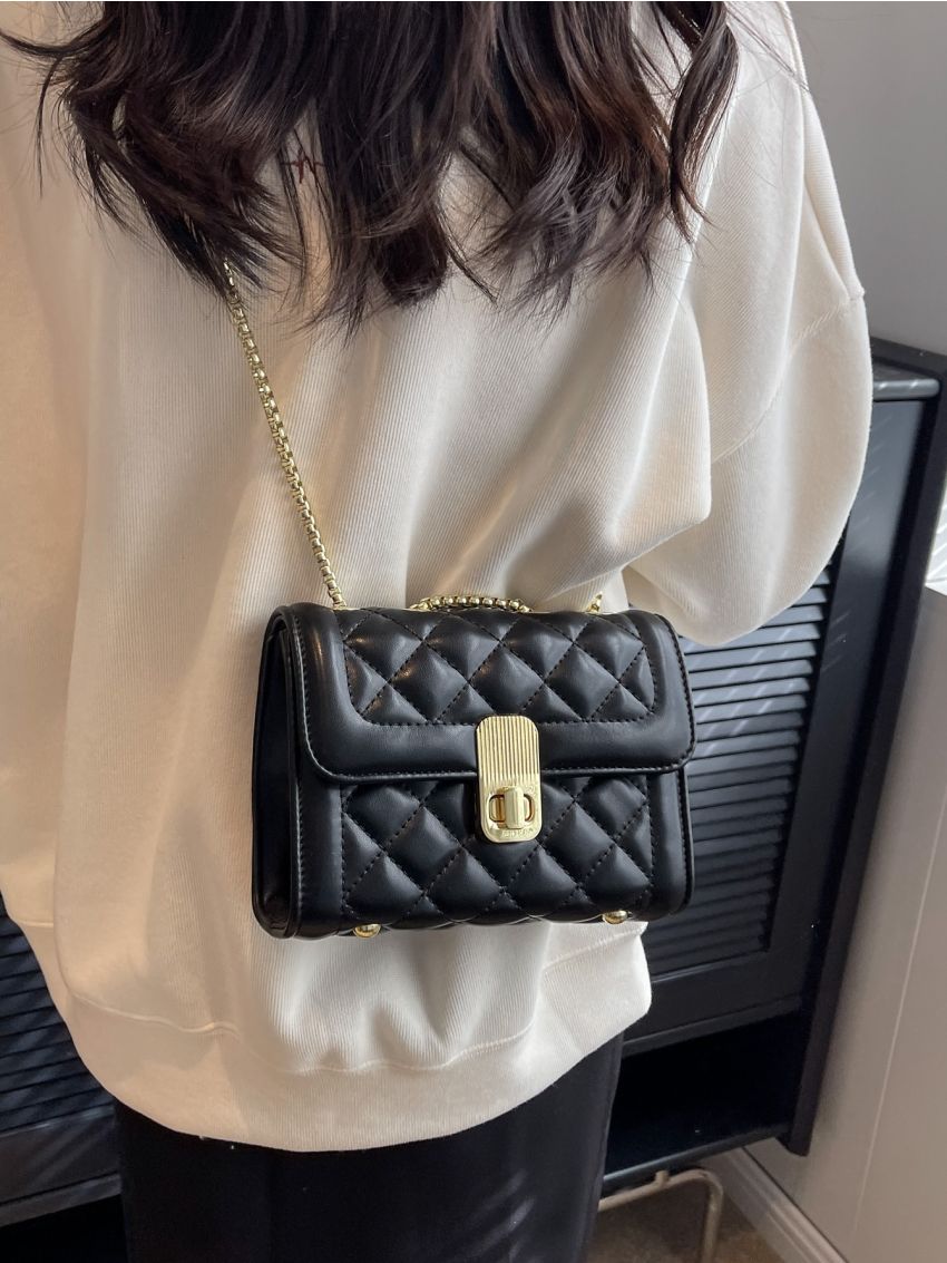 Mini Quilted Pattern Chain Square Bag