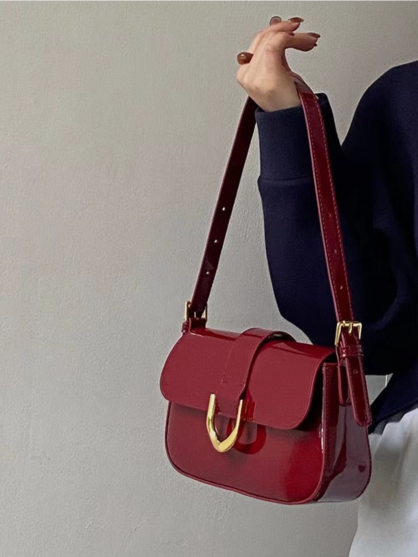 Minimalist Flap Square Bag
