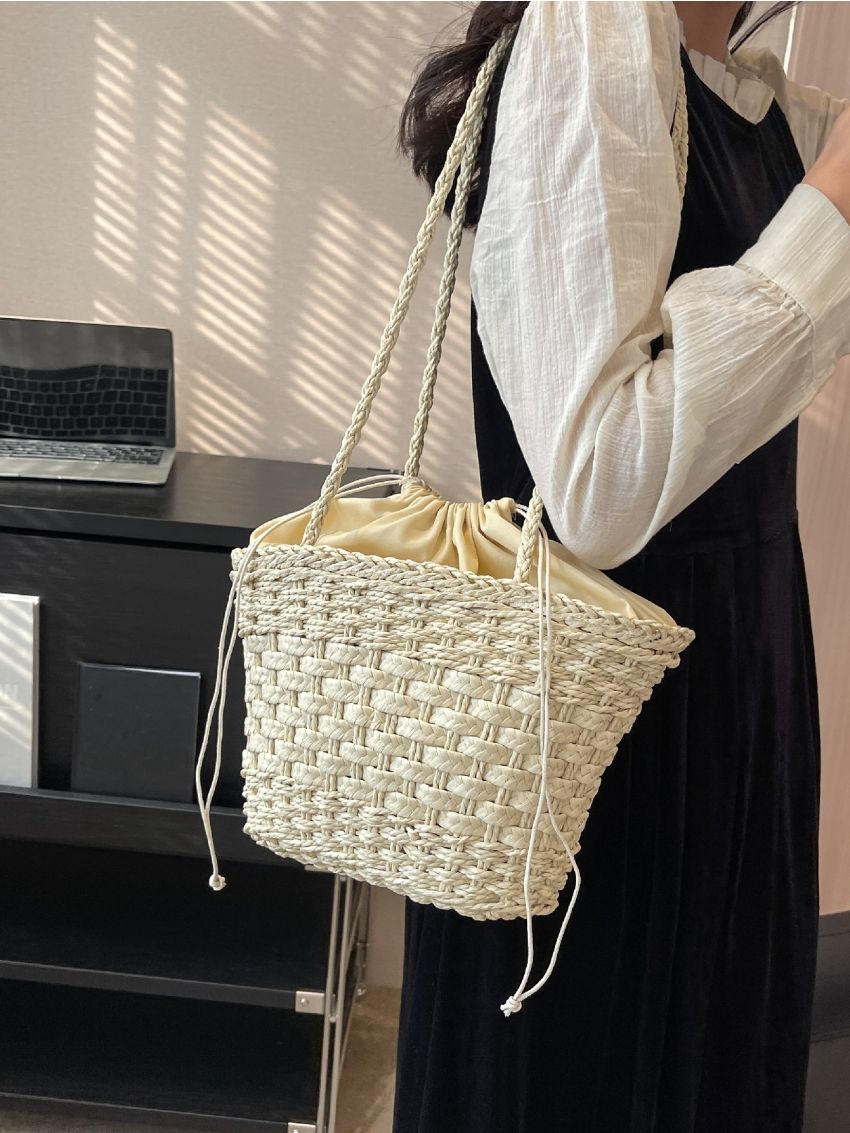 Drawstring Design Straw Bag