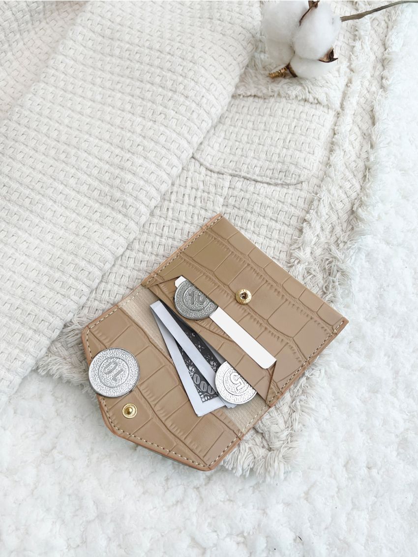 Crocodile Embossed Flap Card Holder