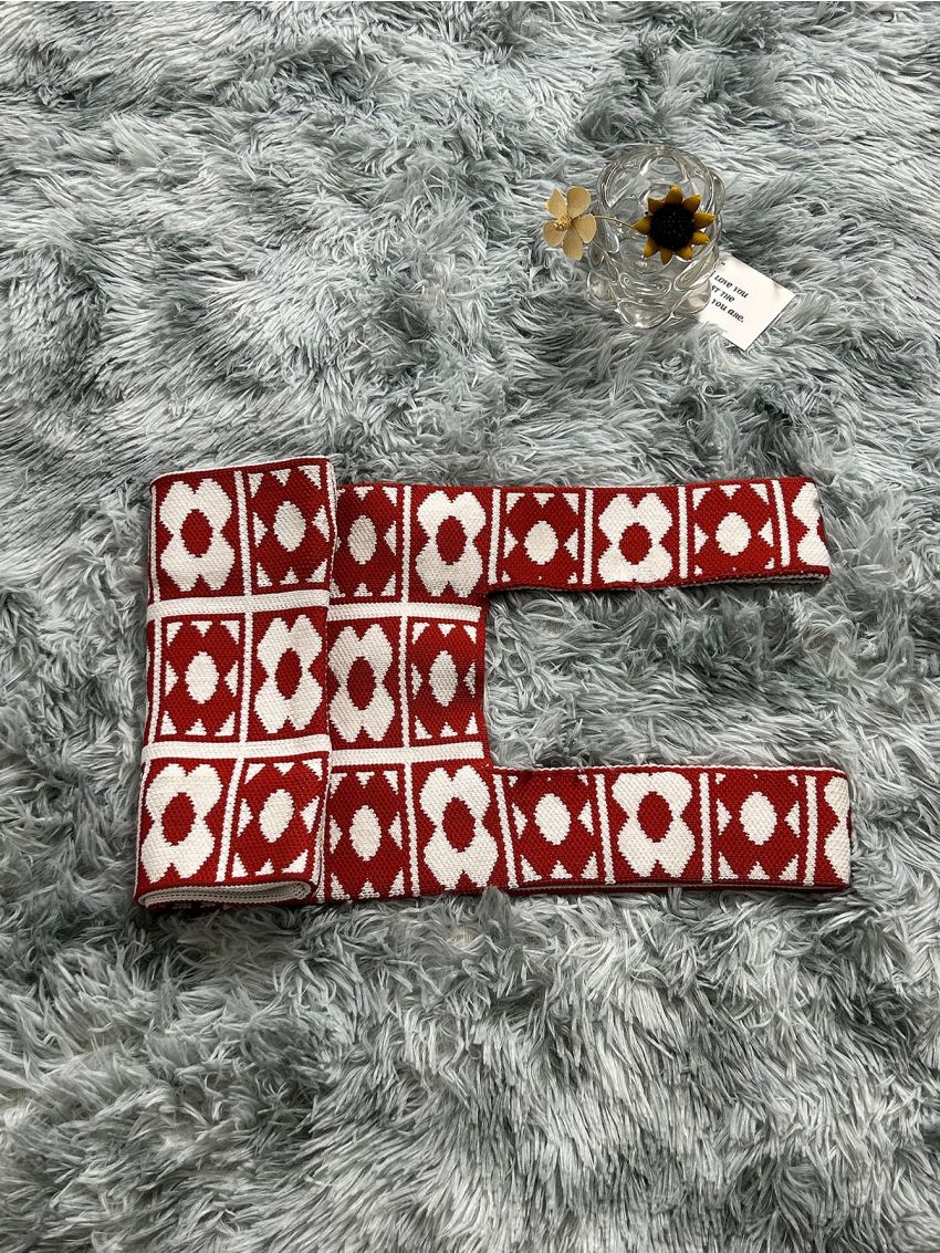 Houndstooth Pattern Shoulder Bag