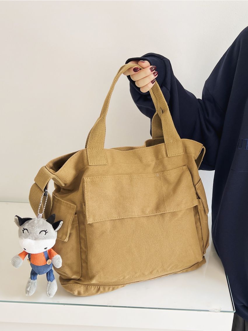 Minimalist Shopper Bag With Bag Charm
