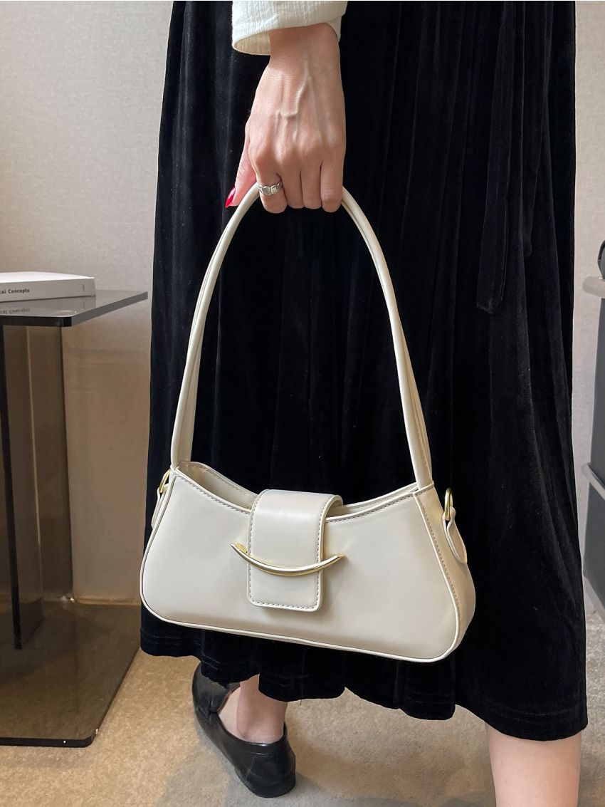 Minimalist Baguette Bag