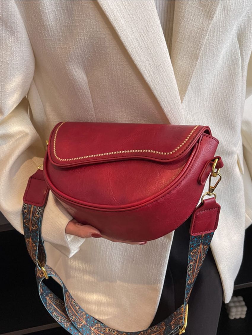 Minimalist Flap Saddle Bag