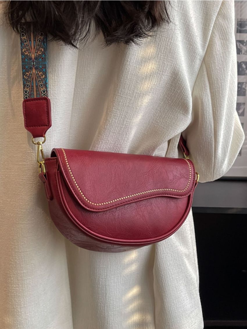 Minimalist Flap Saddle Bag
