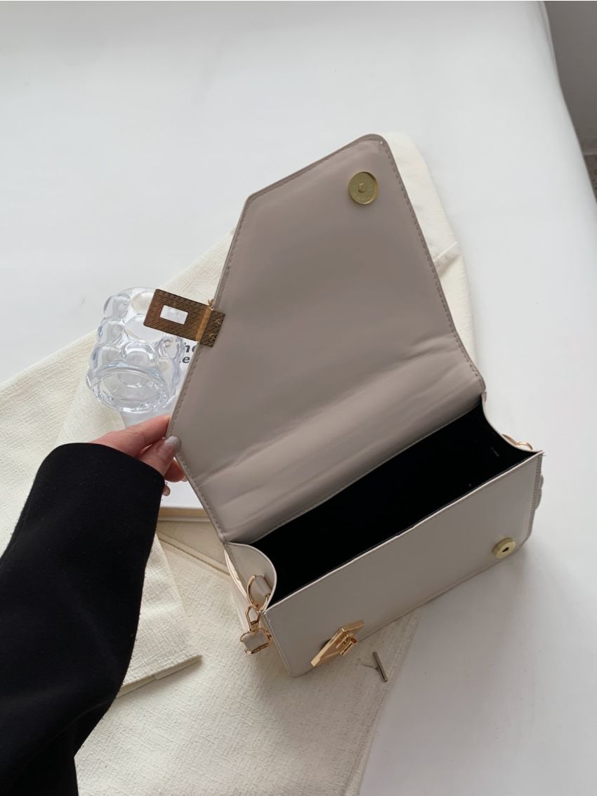 Quilted Buckle Decor Flap Square Bag