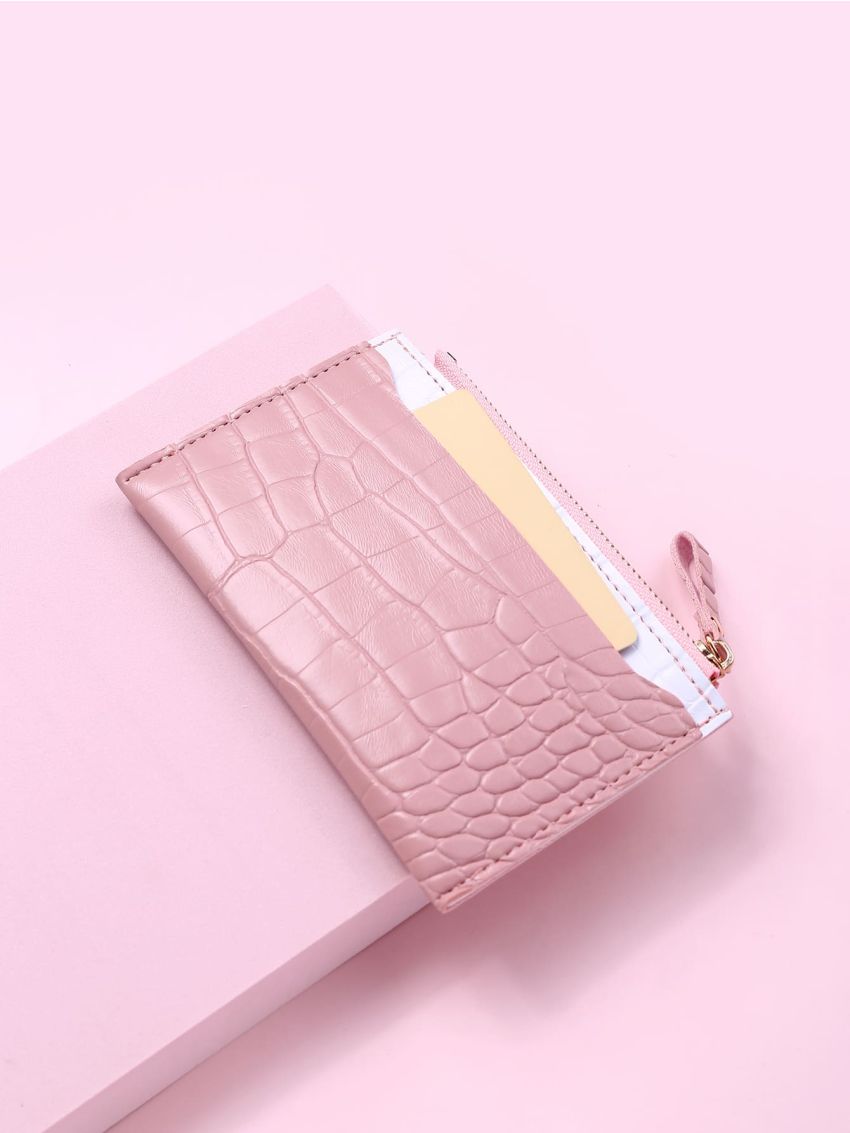 Crocodile Embossed Card Holder