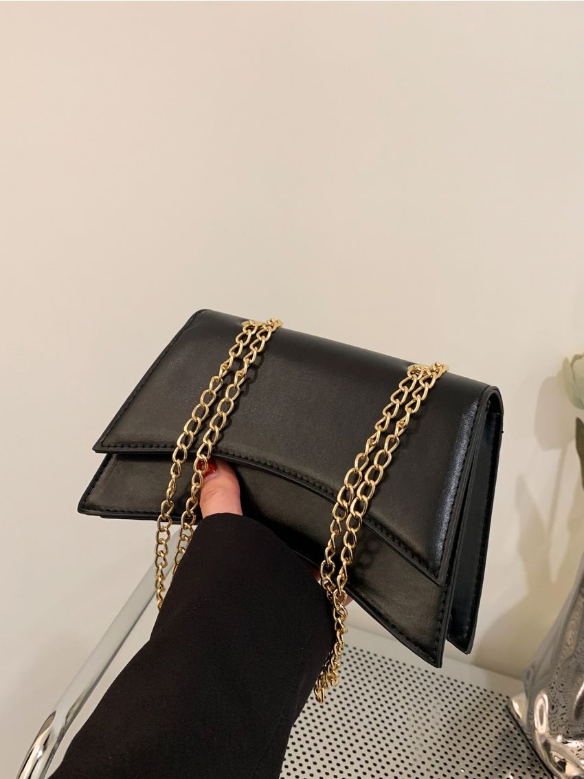 Minimalist Novelty Bag Small Flap Black