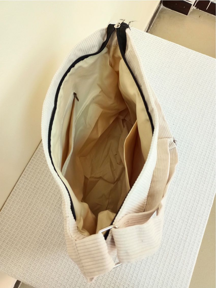 Letter Patch Decor Hobo Bag