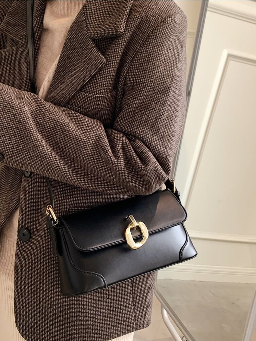 Minimalist Flap Baguette Bag