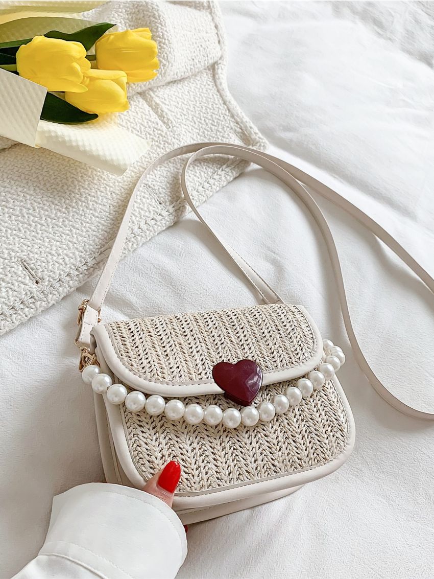 Mini Heart Decor Flap Straw Bag