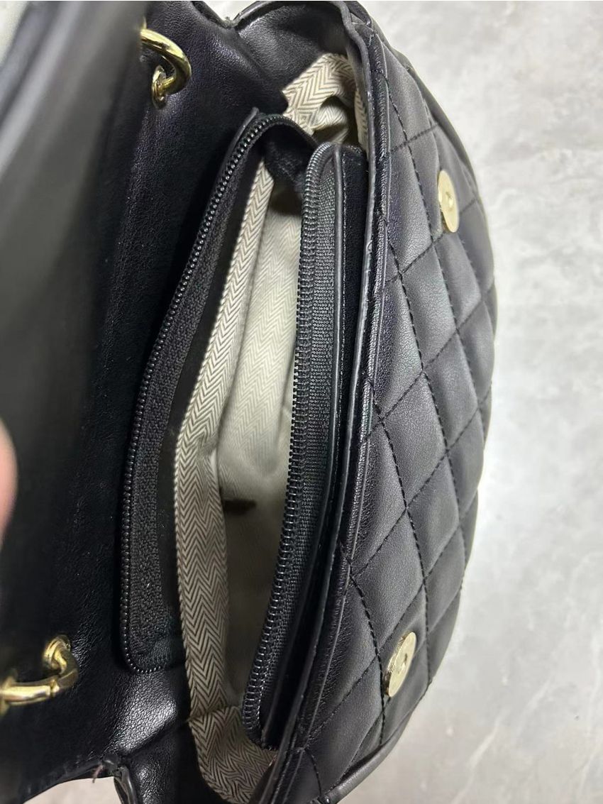 Mini Quilted Faux Pearl Decor Square Bag