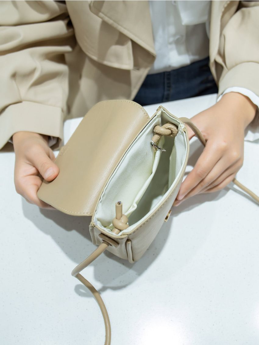 Buckle Decor Phone Wallet