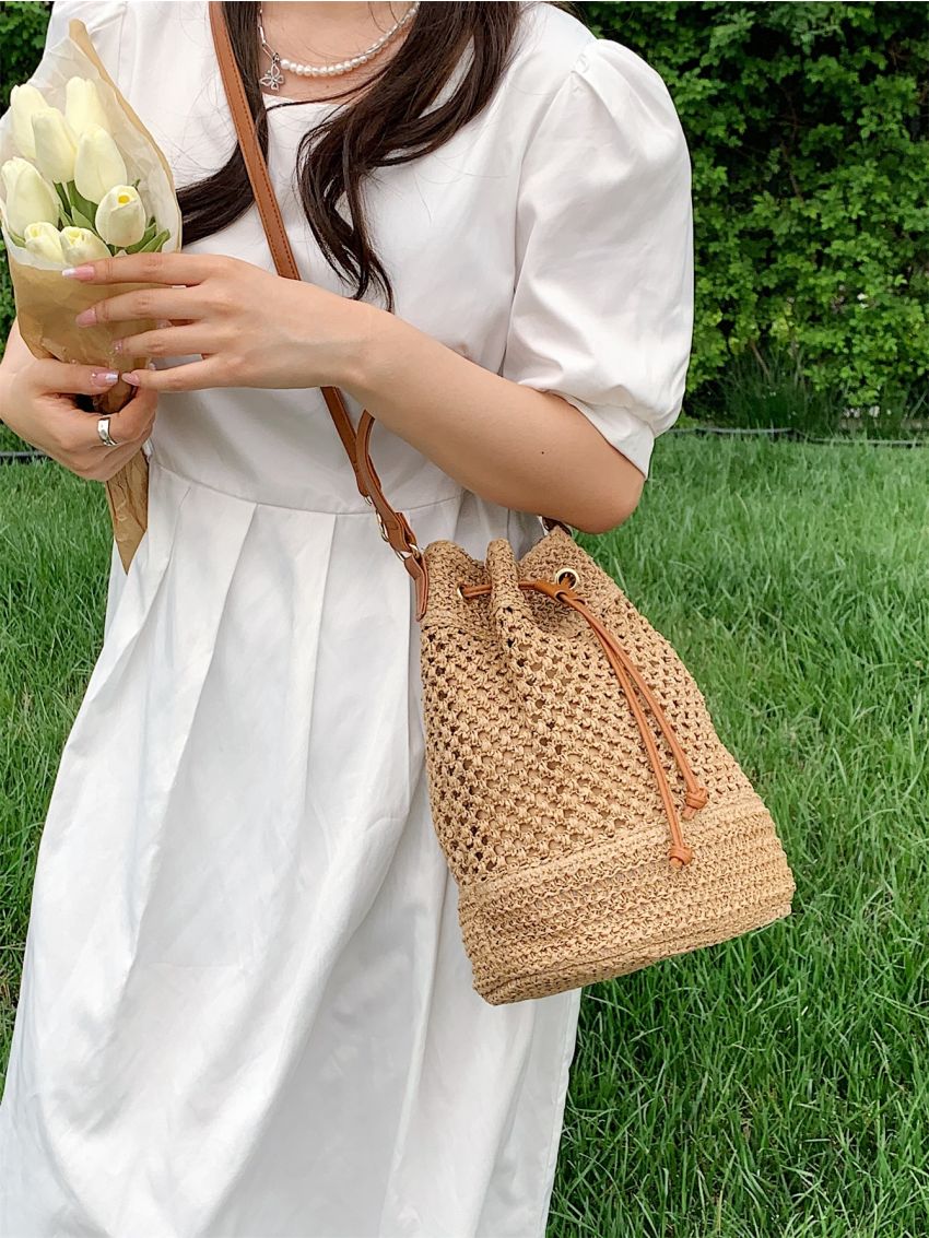 Drawstring Design Straw Bag