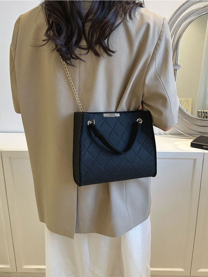 Stitch Chain Square Bag