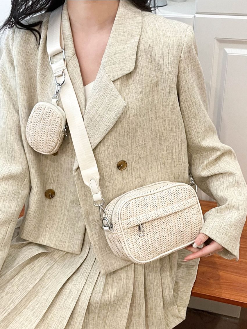 Minimalist Straw Bag With Coin Purse