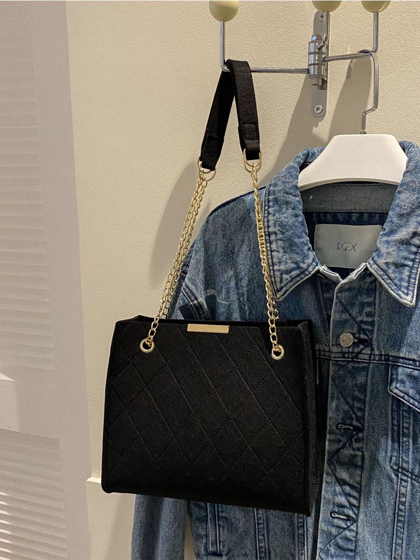 Stitch Chain Square Bag