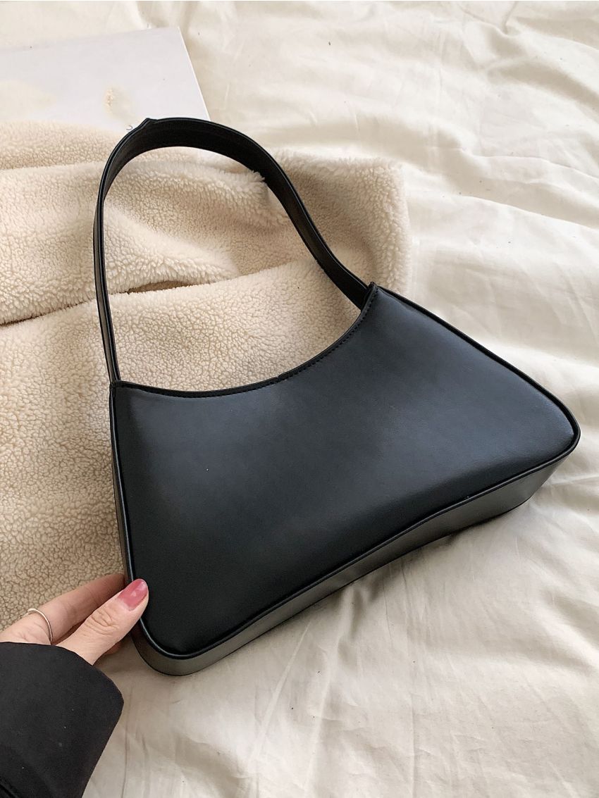 Twist Detail Baguette Bag