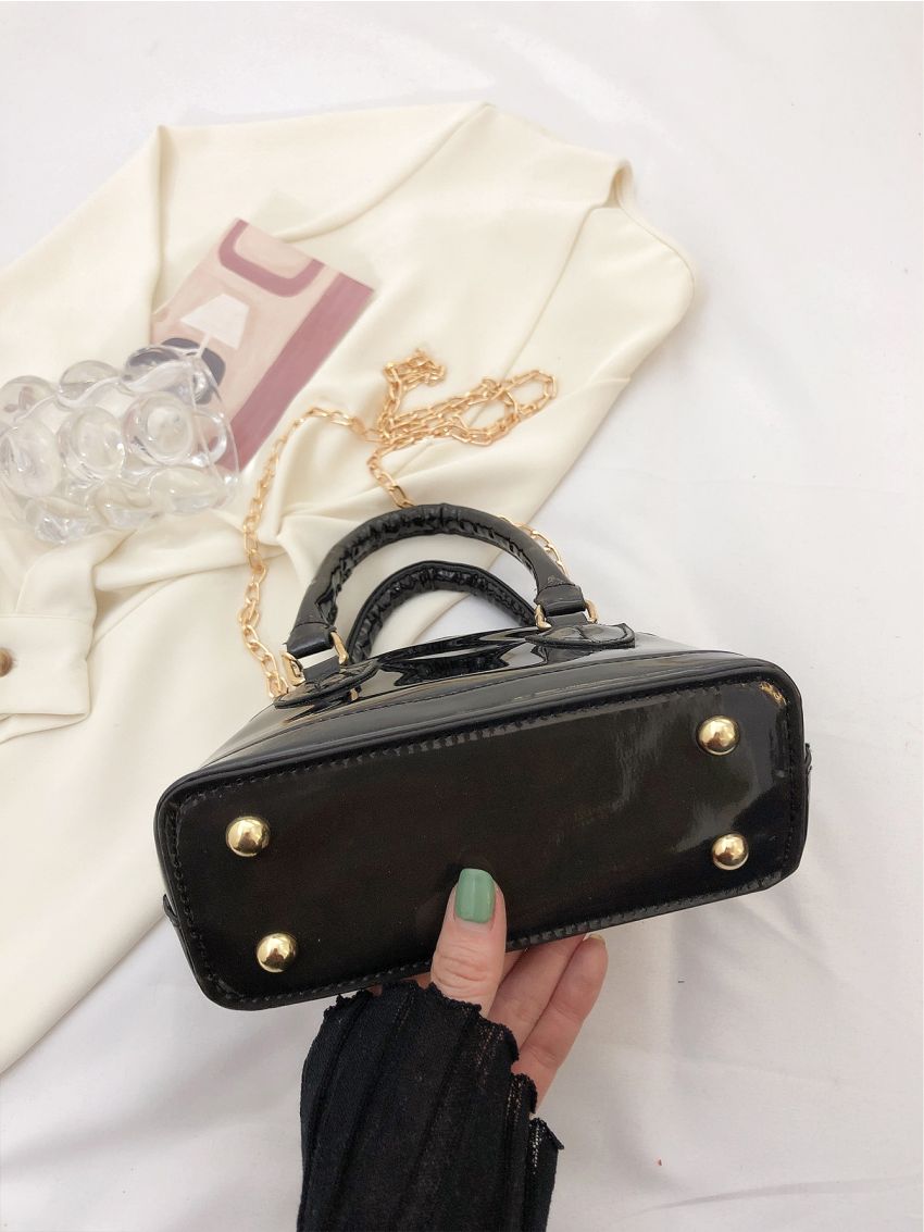 Minimalist Chain Dome Bag