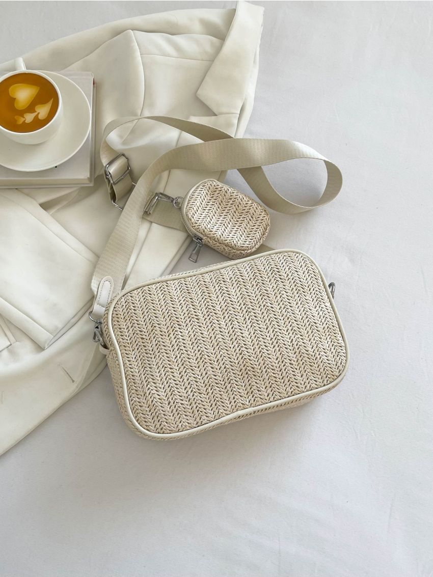 Minimalist Straw Bag With Coin Purse