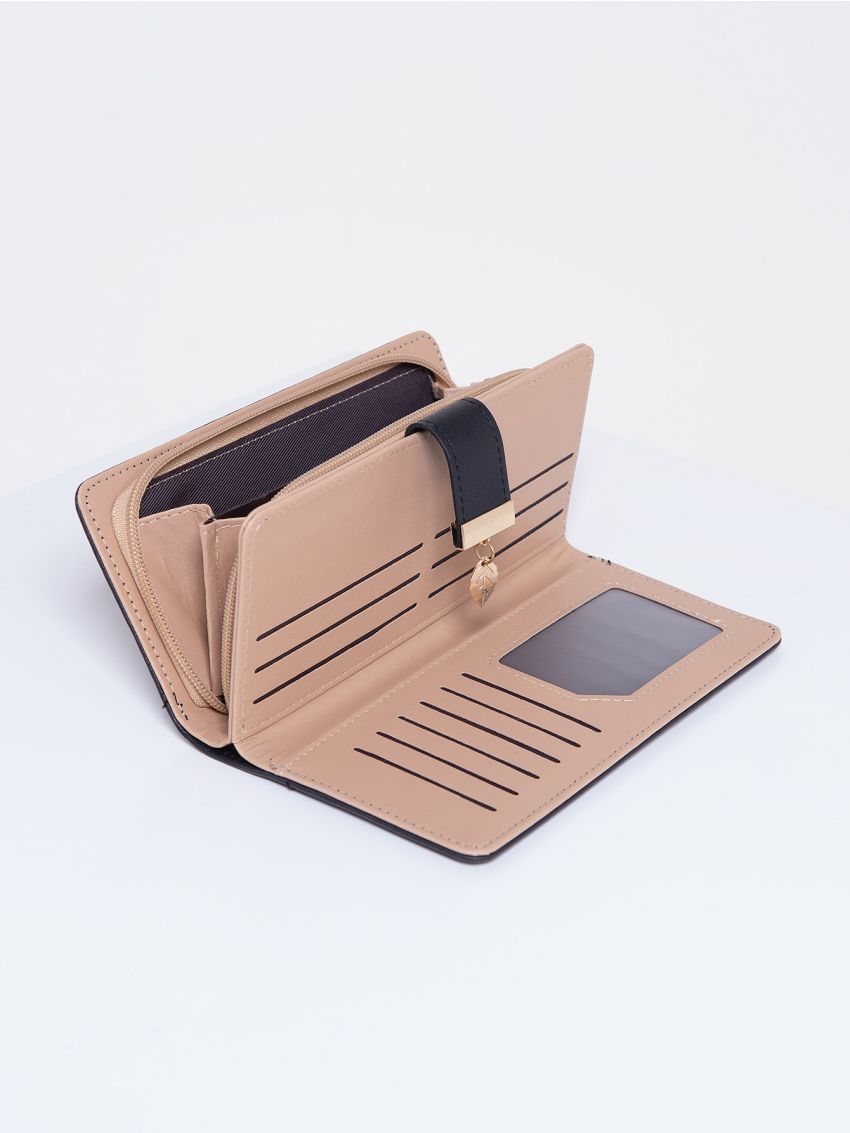 Hollow Out Leaf Graphic Long Wallet