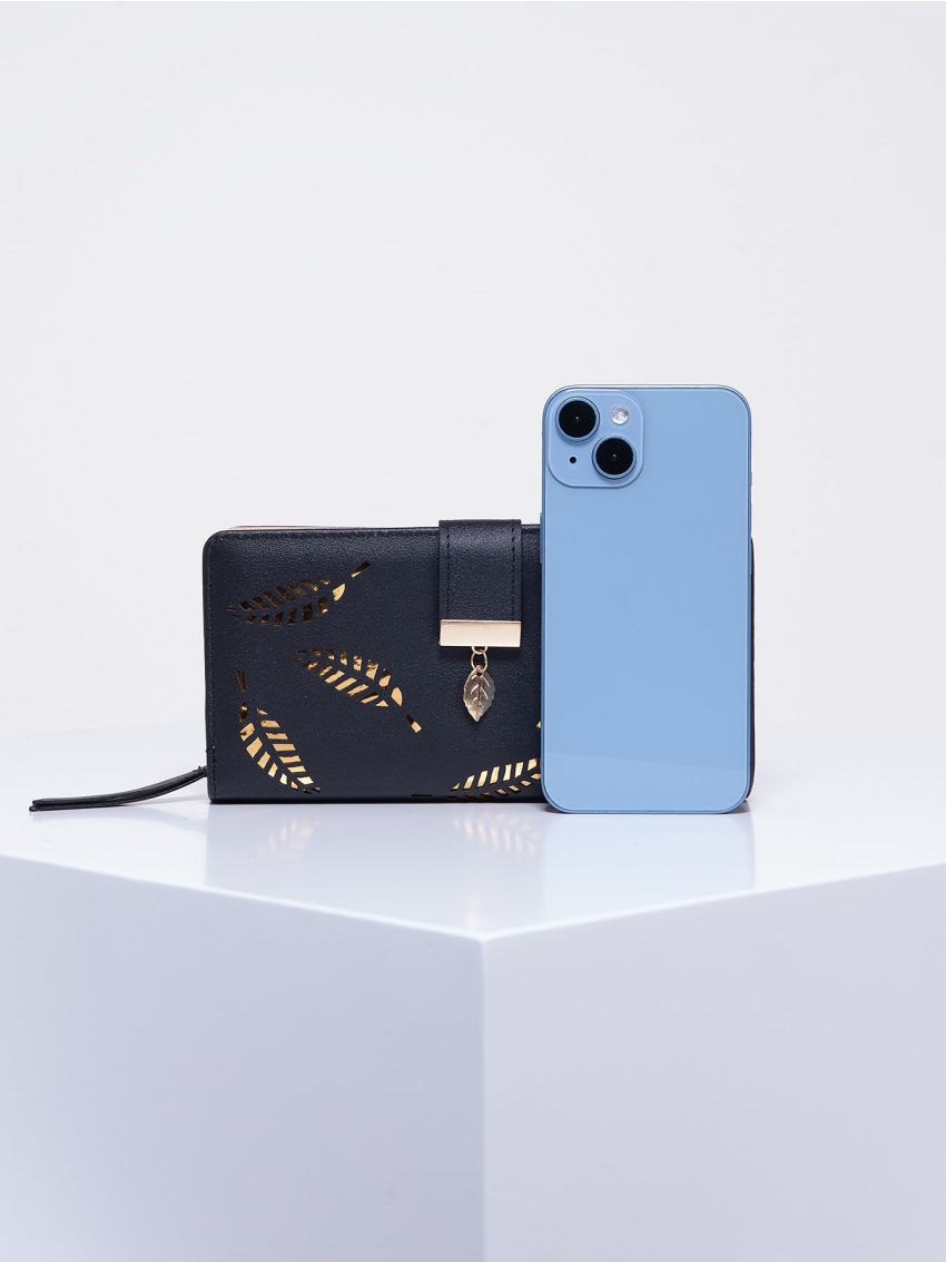 Hollow Out Leaf Graphic Long Wallet