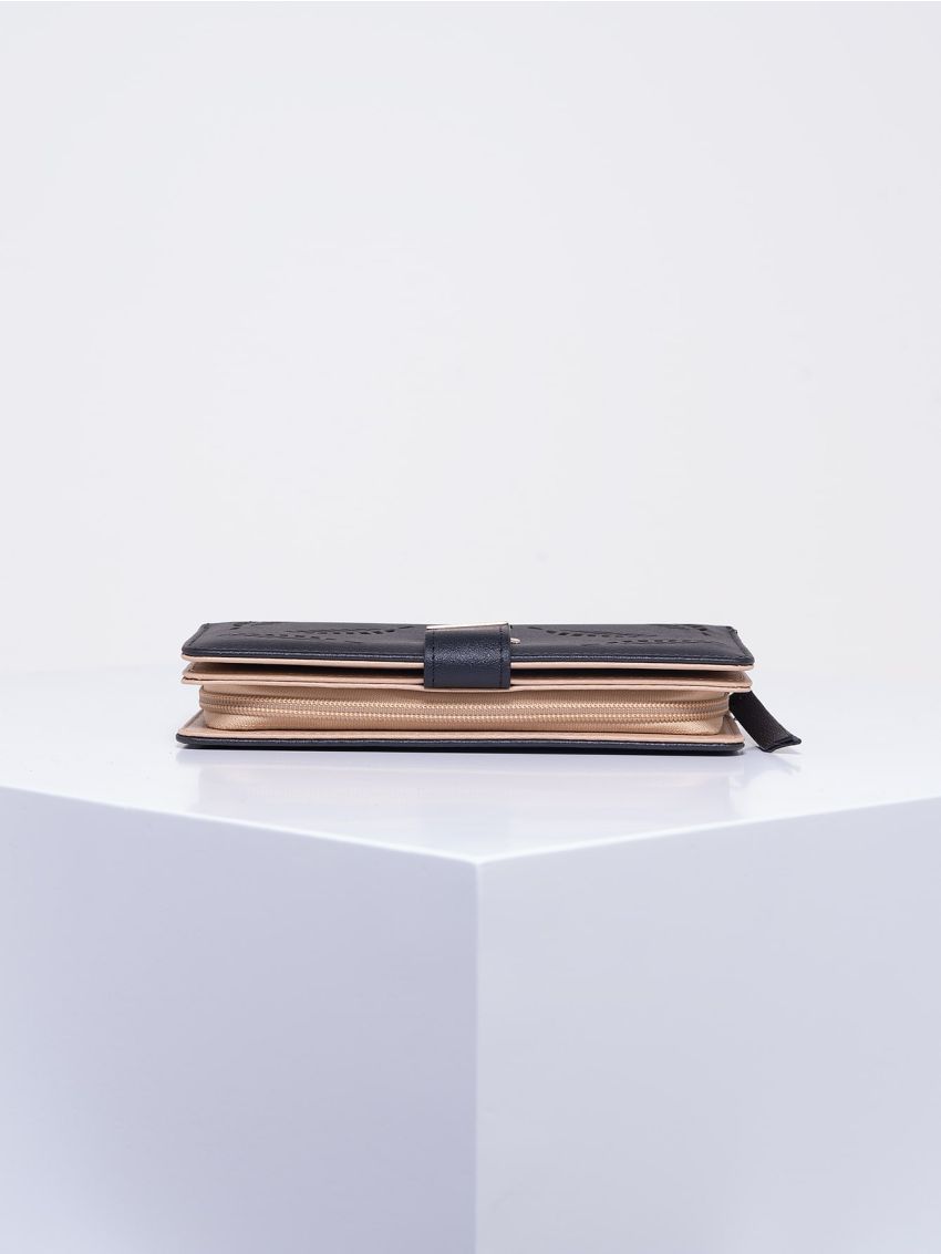 Hollow Out Leaf Graphic Long Wallet