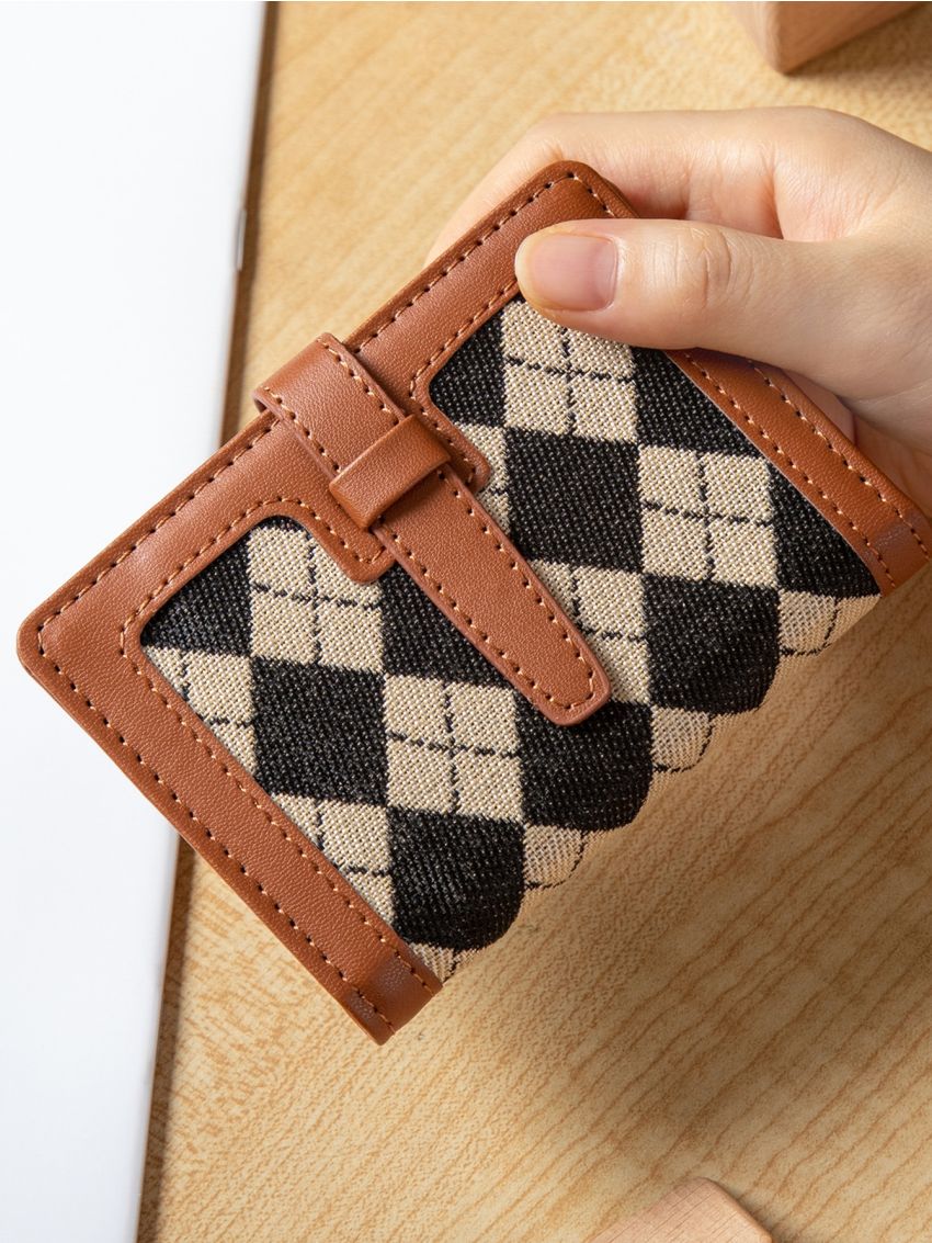 Argyle Pattern Card Holder