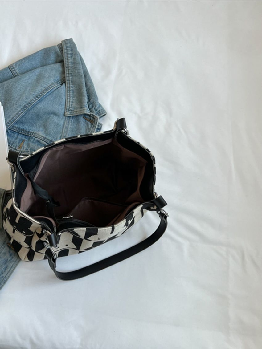 Cartoon Rabbit Pattern Shopper Bag