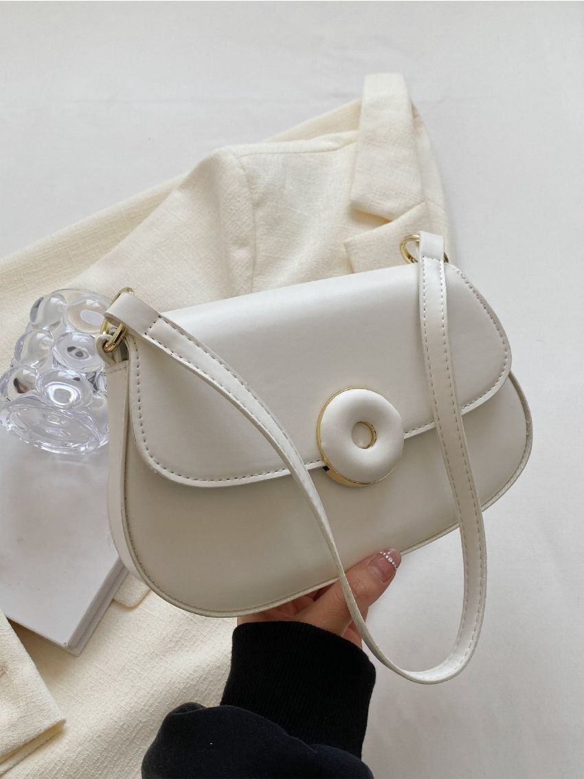 Minimalist Flap Saddle Bag