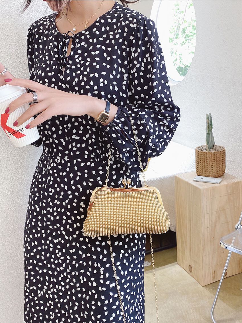 Rhinestone Decor Chain Square Bag