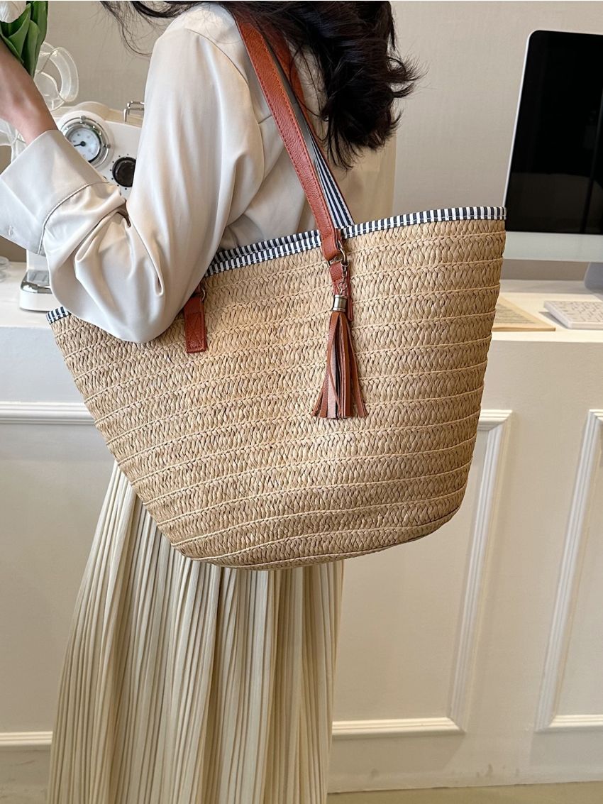 Tassel Decor Straw Bag