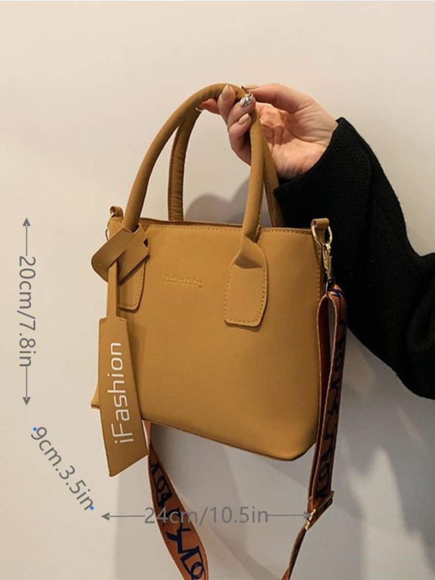 Letter Graphic Square Bag