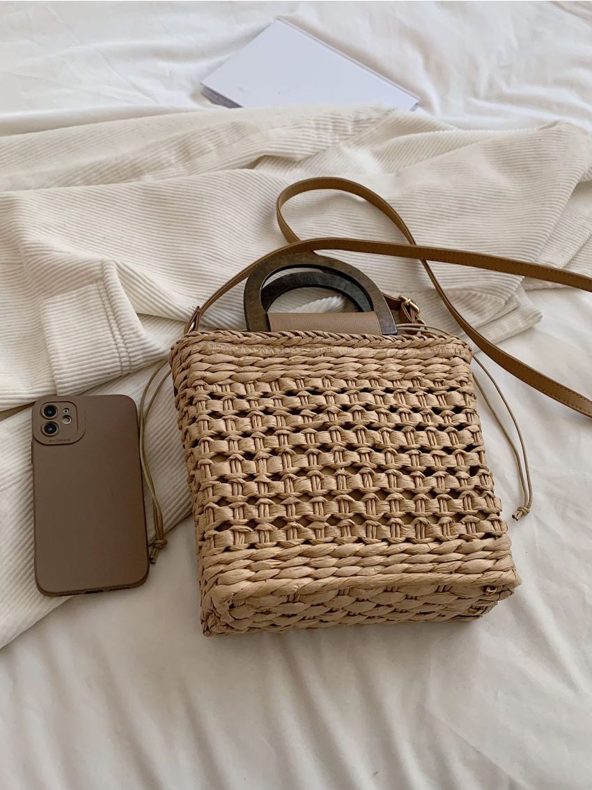 Minimalist Straw Bag