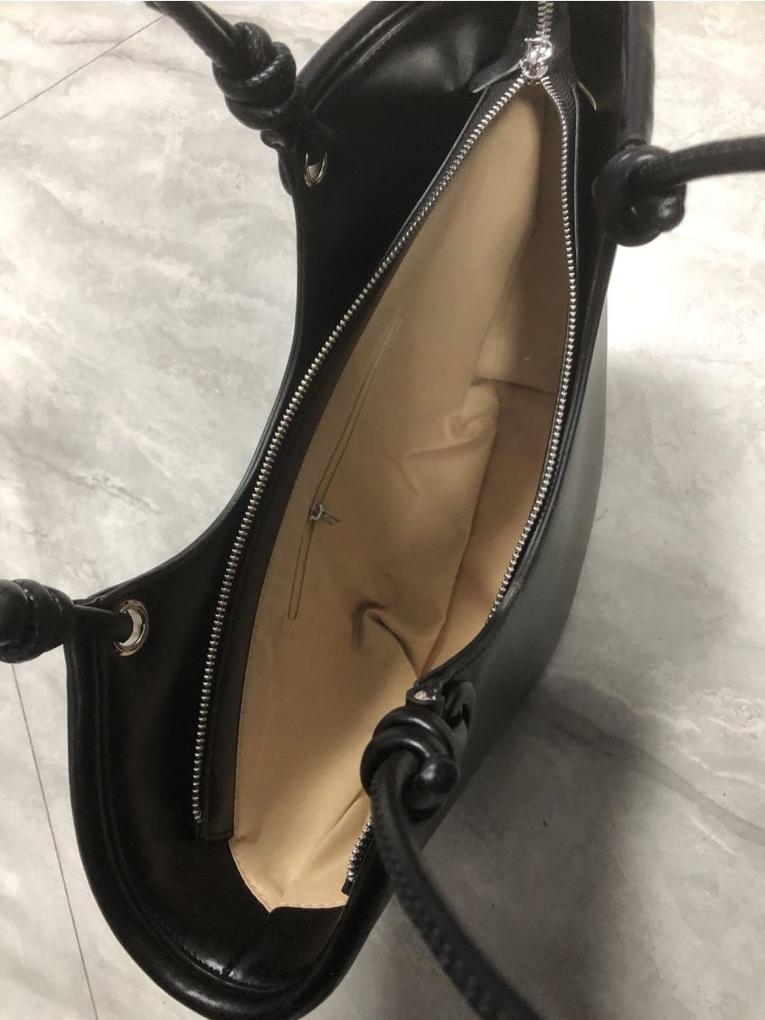 Minimalist Shoulder Tote Bag