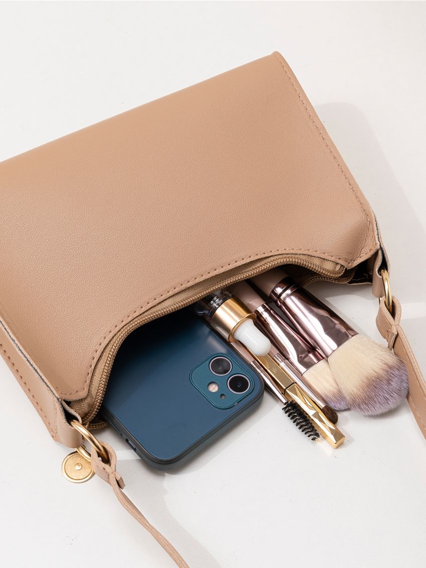 Minimalist Baguette Bag