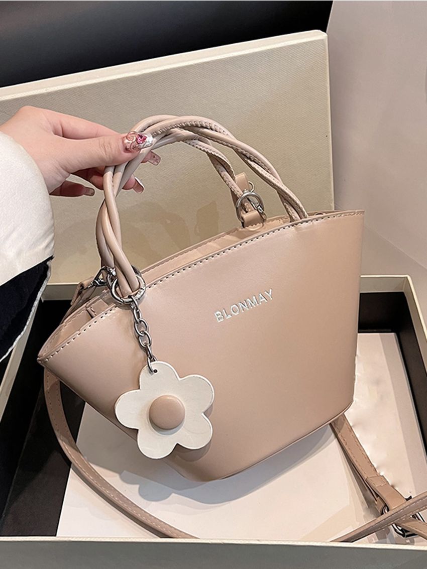 Letter Graphic Bucket Bag With Bag Charm