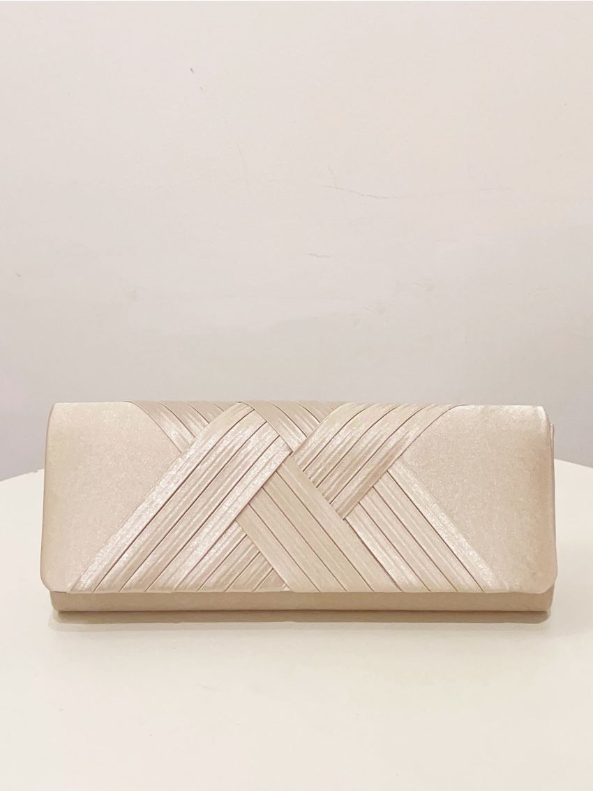 Minimalist Flap Chain Square Bag