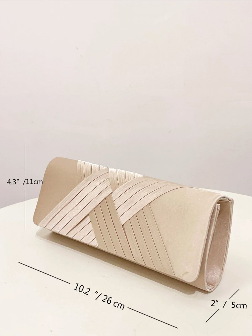 Minimalist Flap Chain Square Bag