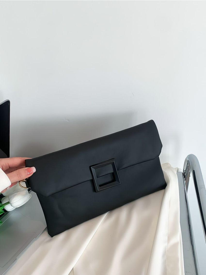 Minimalist Envelope Bag Metal Decor For Office Work