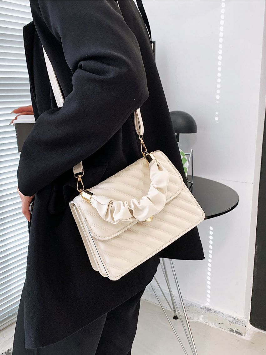 Fashionable Small Square Bag Heart Lock Quilted Detail Flap PU For Daily Life