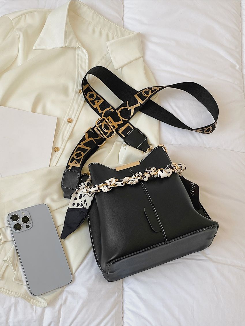 Small Chain & Twilly Scarf Decor Fashionable Black PU For Daily Life