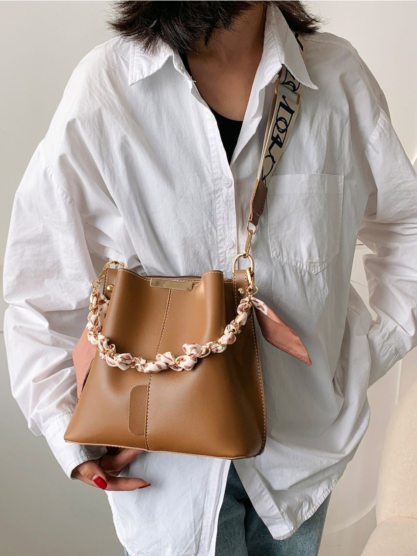 Twilly Scarf Decor Bucket Bag