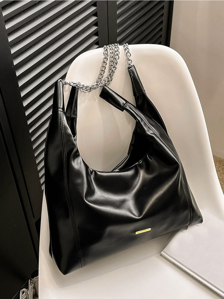 Large Capacity Shoulder Bag Metal Decor PU For Daily Life